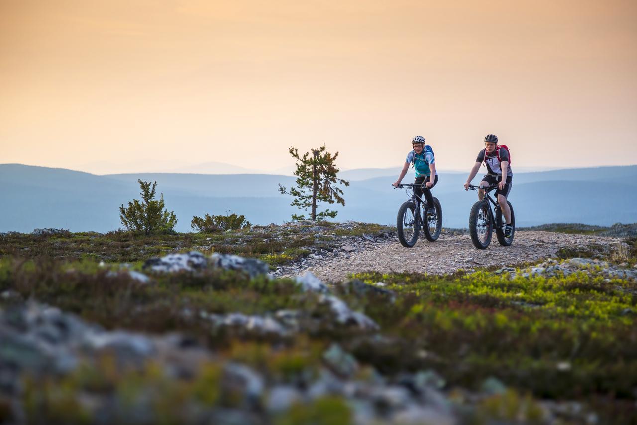 Kuerkievari Kuerhostel Äkäslompolo Екстериор снимка