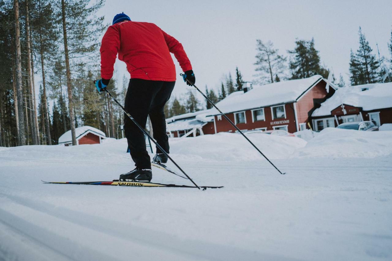 Kuerkievari Kuerhostel Äkäslompolo Екстериор снимка